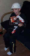 chris christmas 2002.jpg (33576 bytes)